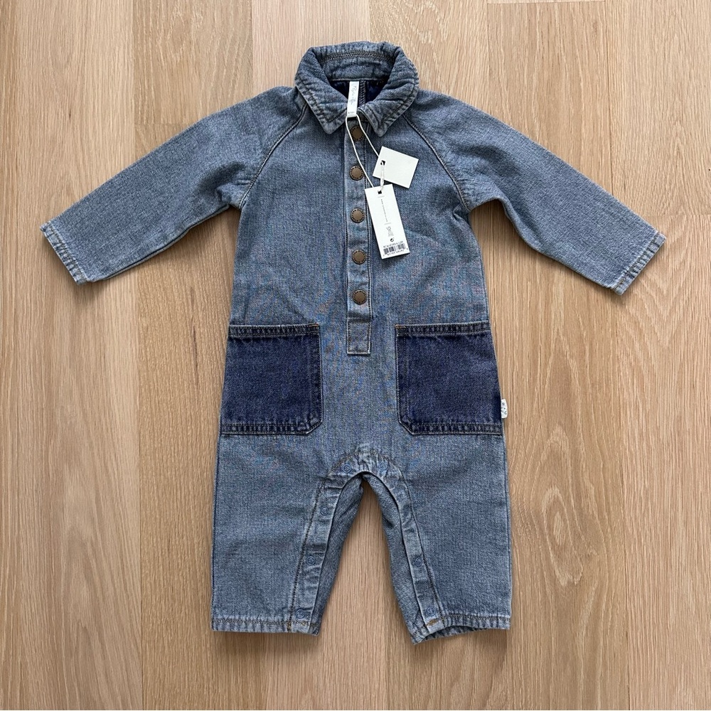 RYLEE & CRU - COLLARD BABY JUMPSUIT - DENIM LIGHT WASH - SIZE 6-12M